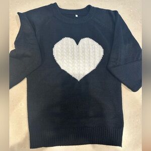 Women’s Cable Knit white Heart Patchwork Knit Black Sweater size large